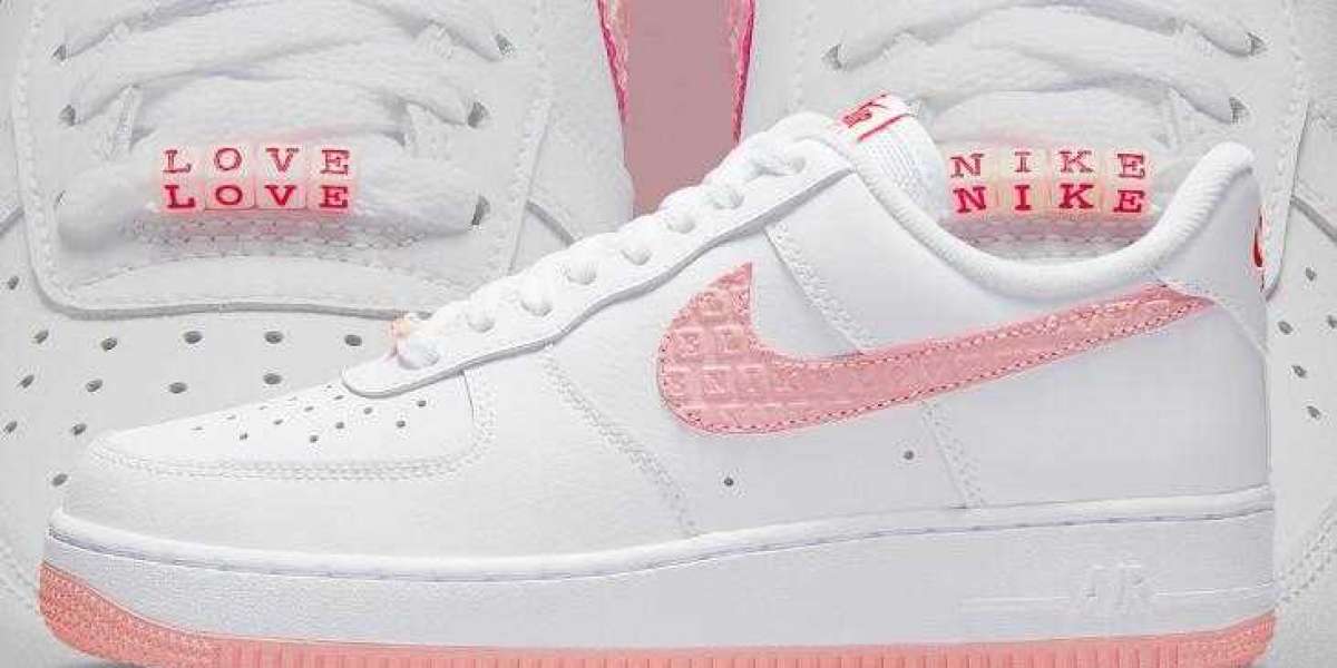 DQ9320-100 Nike Air Force 1 Low Valentine