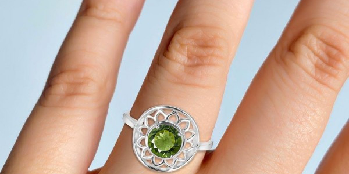 Moldavite Rings: A Timeless Piece of Jewelry